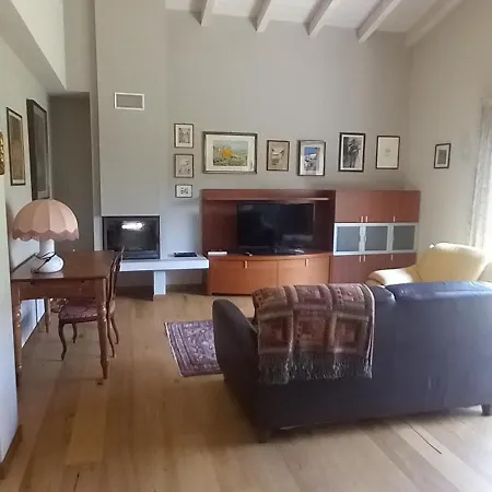 Casa 33 *