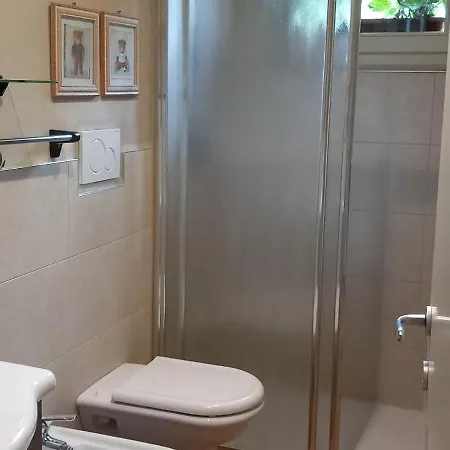 Casa 33 度假居 加尔多内-里维耶拉